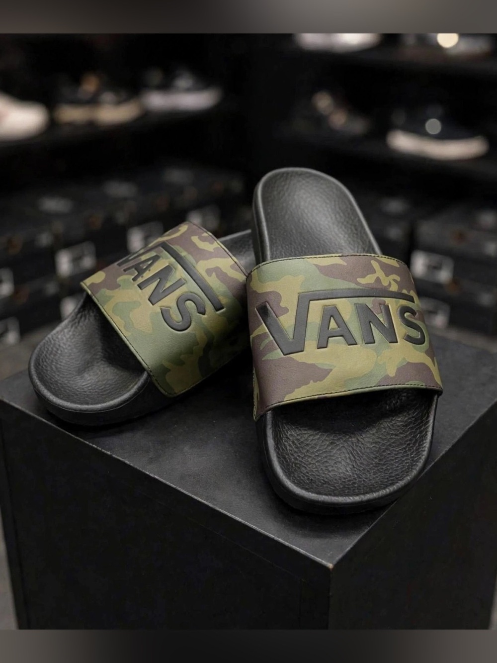 Vintage Vans La Costa Camo Slides (2020)